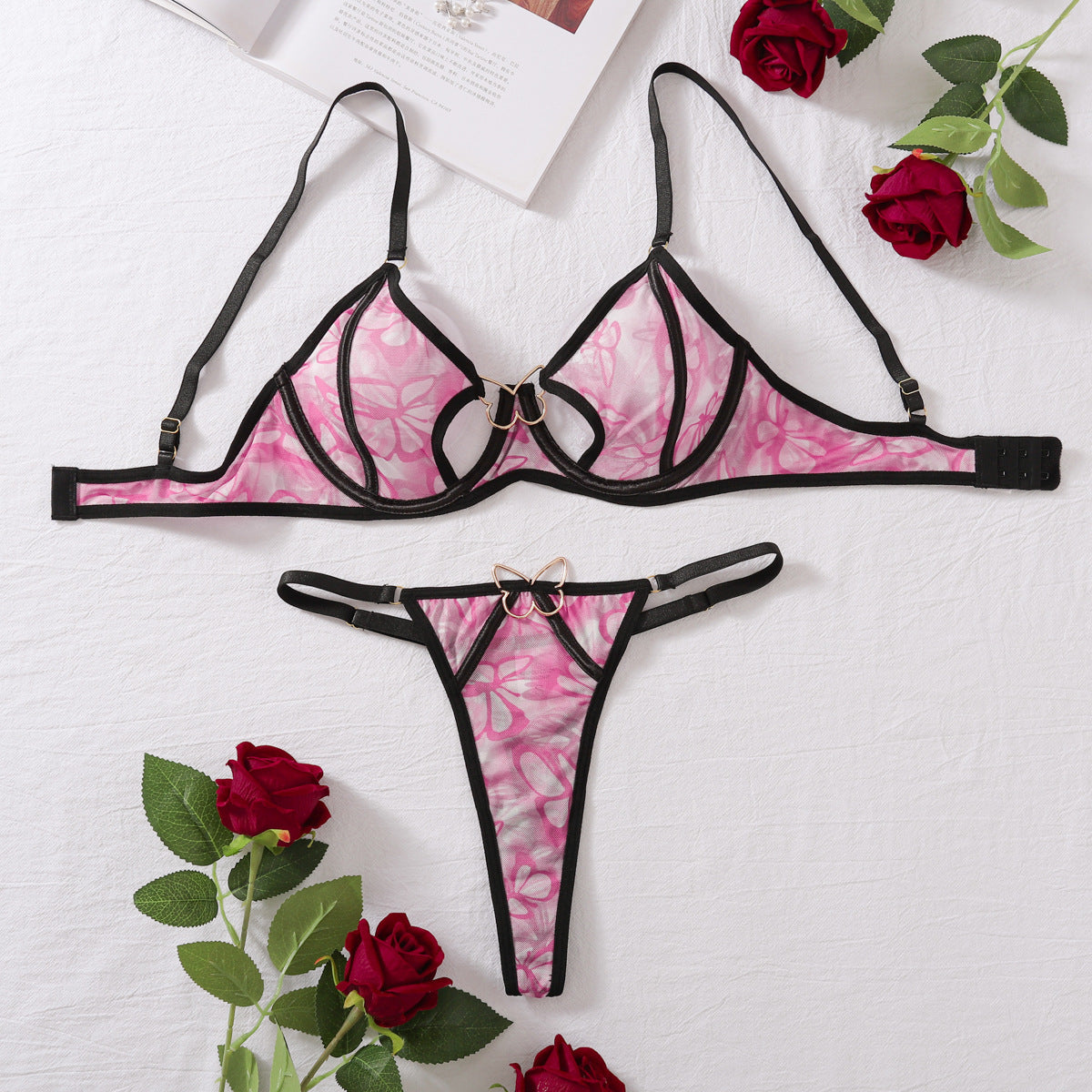 “Close-up of soft breathable material and color-blocking design on two-piece lingerie”