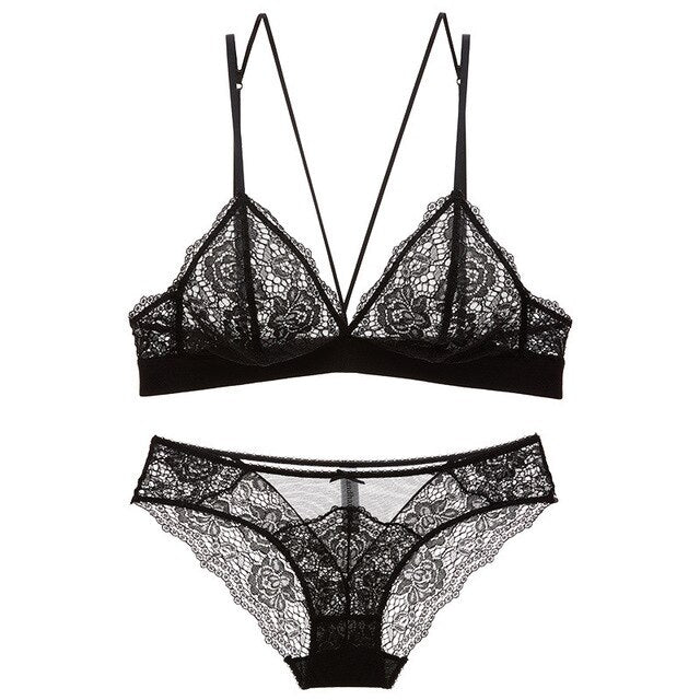 Flattering plus size lingerie set for lift, support, and comfort