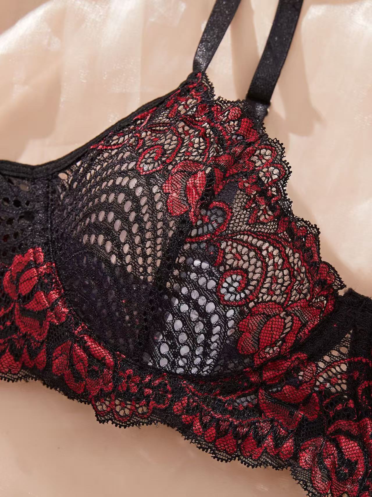 Black and red lace bra on a mannequin