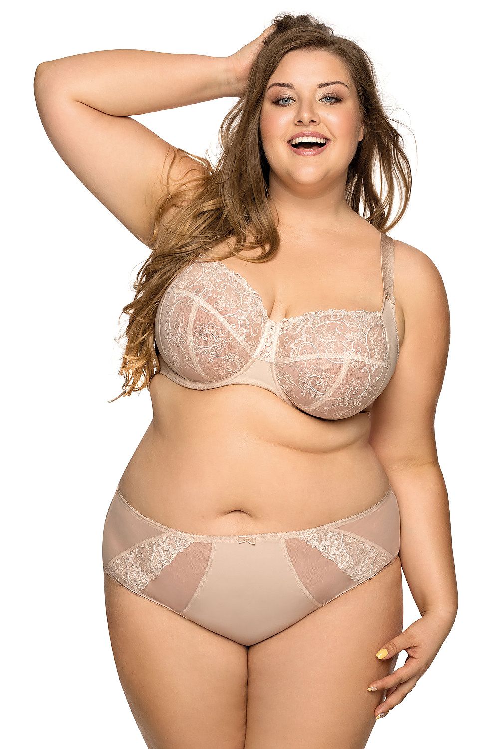 “Side view of Sensual full bust bra showing double side reinforcement and movable whalebones”
