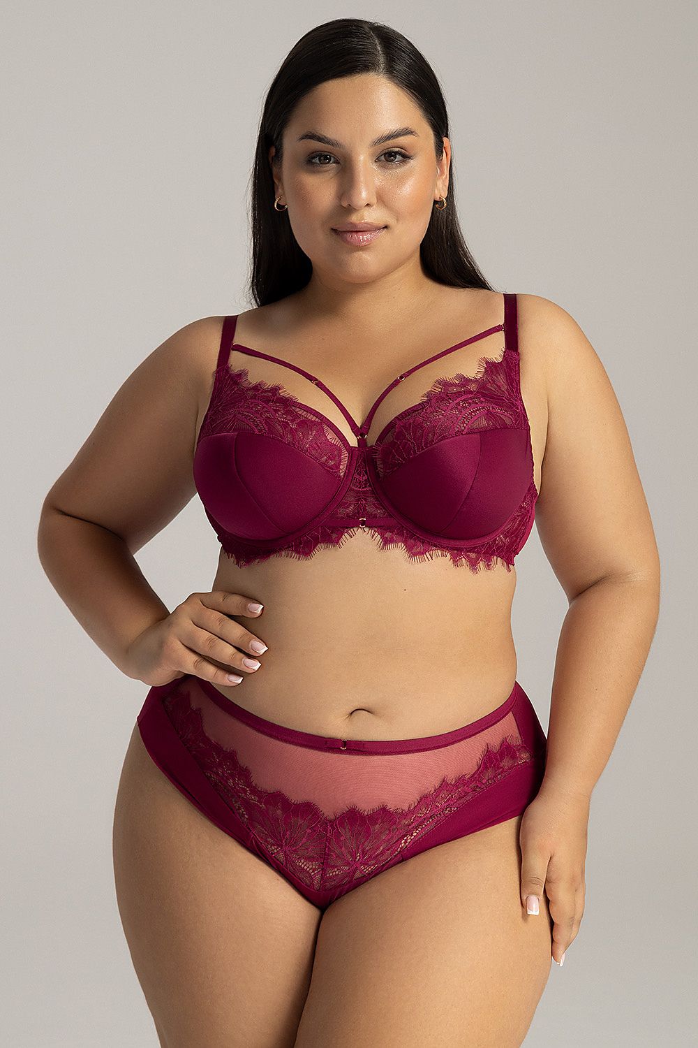 “Side view showing underwire cups and adjustable straps for full support”
