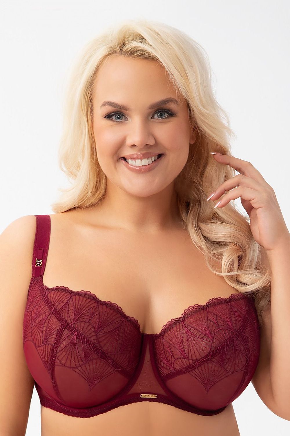Chicnex embroidered lace soft bra with underwires