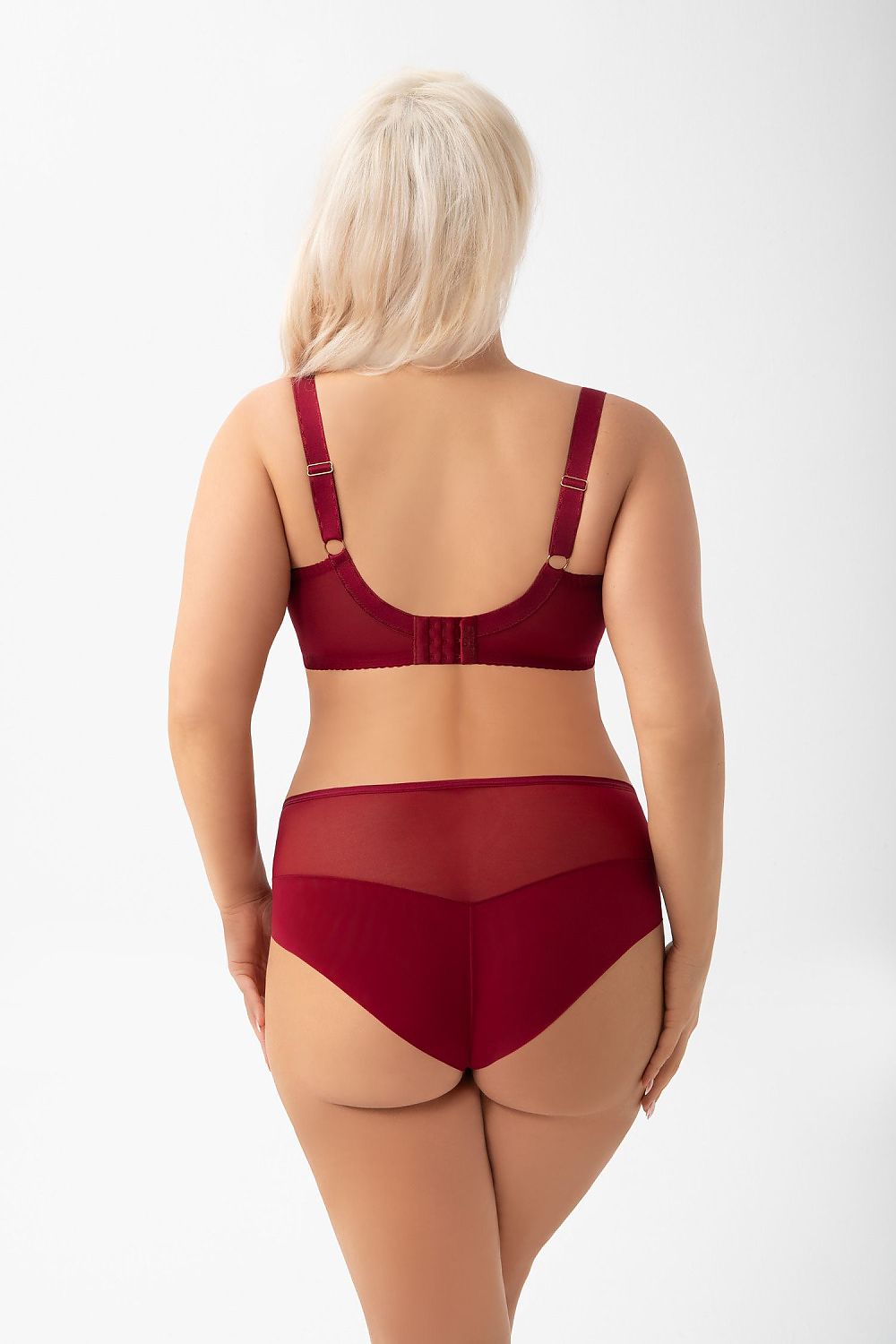 Chicnex elegant lace panties with cotton lining