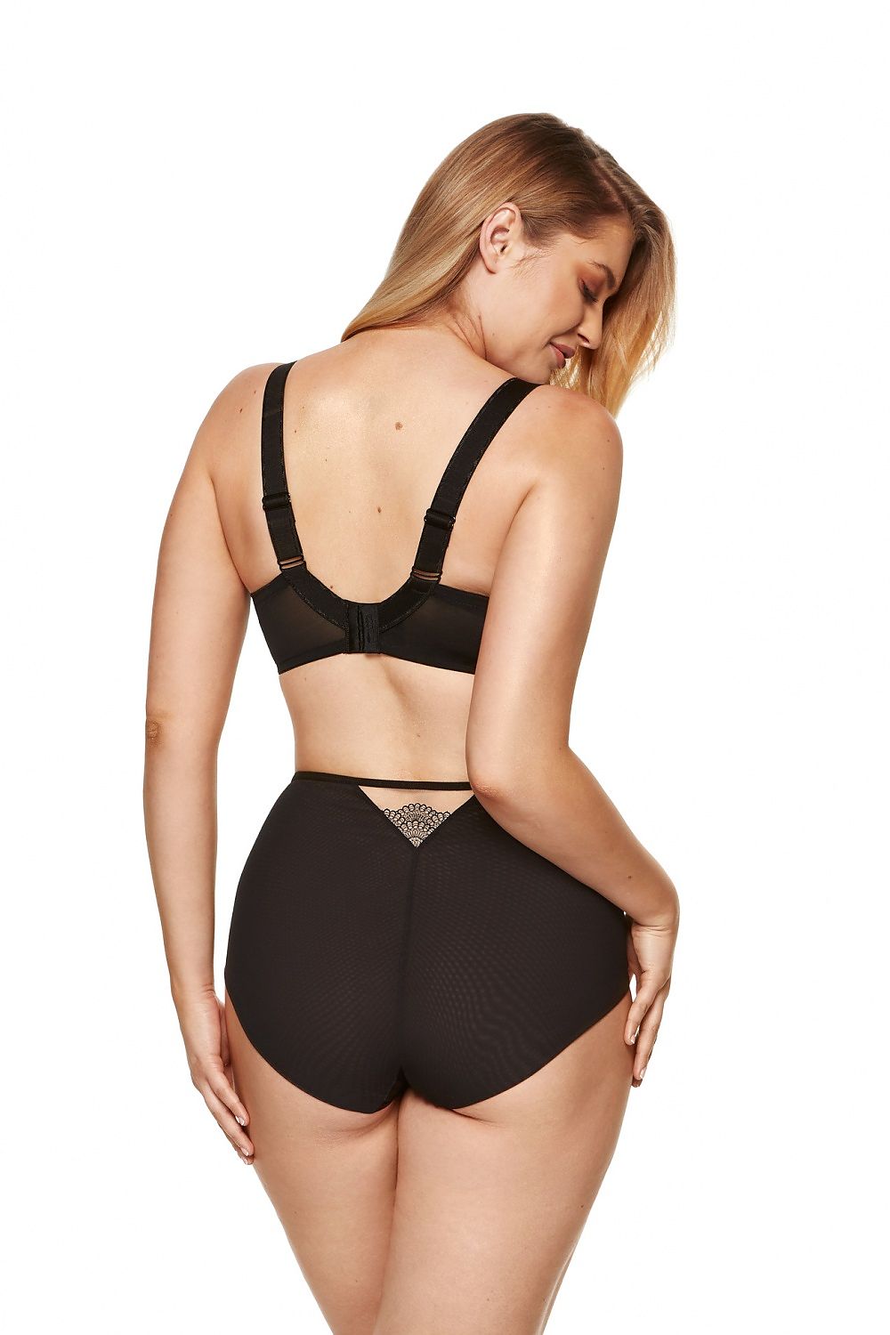 “Back view of soft bra with reinforced elastic tulle and adjustable straps”
