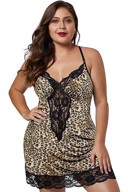 Curvy Elegance Plus Size Cami Nightdress – Sexy Pajamas for Women