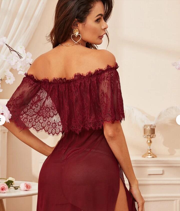 Plus Size Off Shoulder Nightgown - Sexy Lingerie Sleepwear for Curvy Women