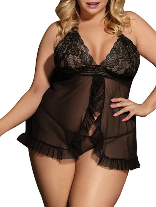 Plus size scalloped lace babydoll on mannequin front view
