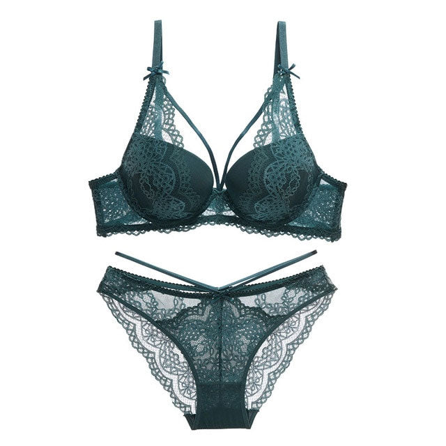 Green push-up lace bra and panty set for curvy women