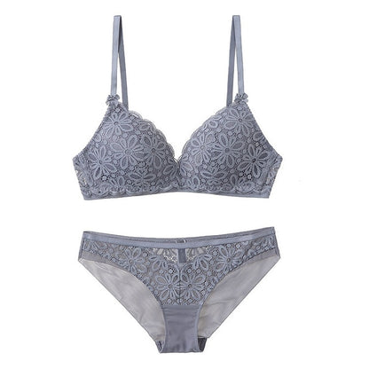 “Wireless 3/4 cup lace bra and matching panty set 