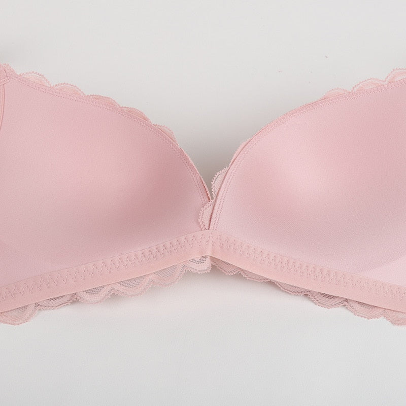 “Close-up of lace detailing on wire-free push-up bra and panties”