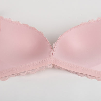 “Close-up of lace detailing on wire-free push-up bra and panties”