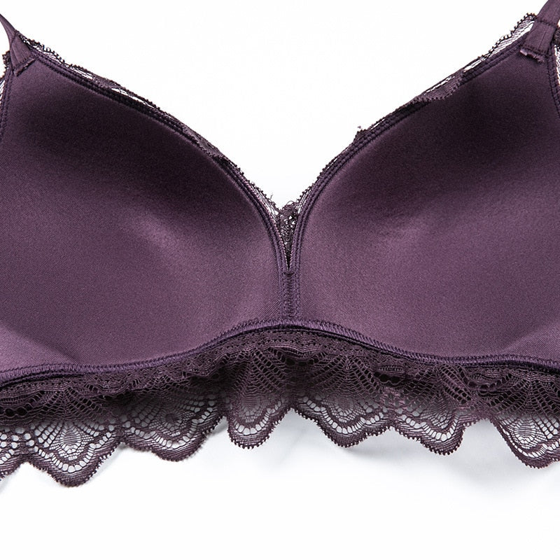 “Back view of ultra-thin cotton bra and panty set showing comfortable fit and lace trim”