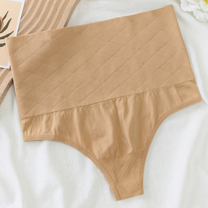 Close-up of high-waist design and exposed buttocks shaping detail