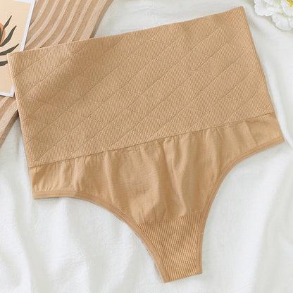 Close-up of high-waist design and exposed buttocks shaping detail