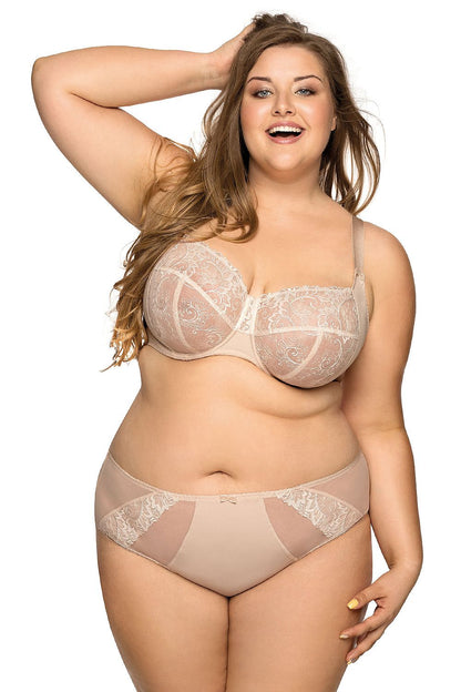 “Side view of Sensual full bust bra showing double side reinforcement and movable whalebones”