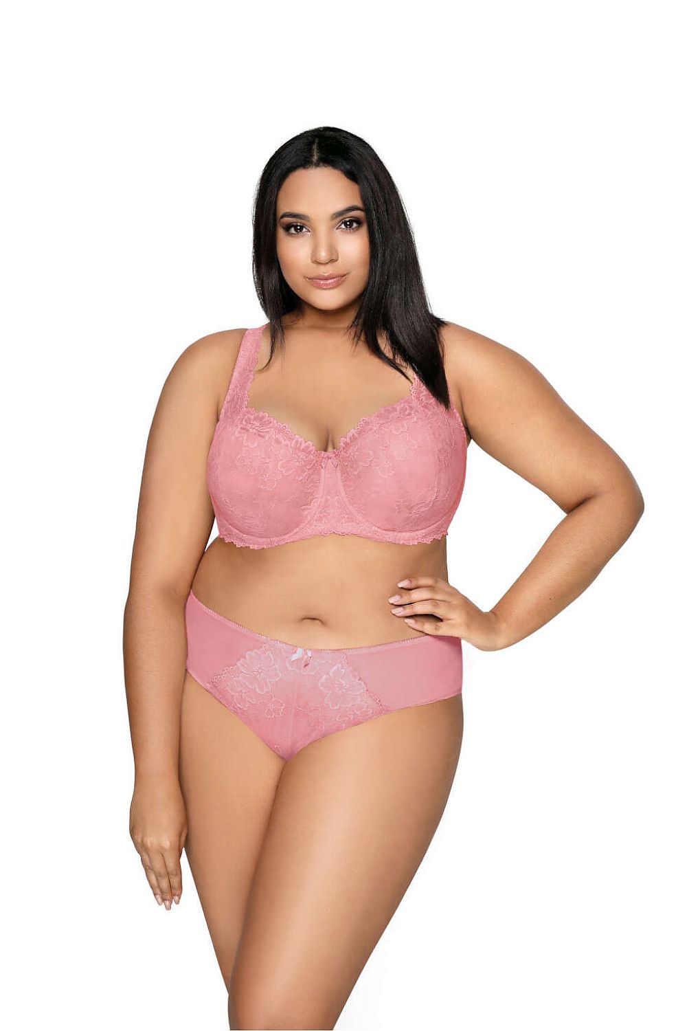 “Close-up of delicate magenta lace cups and adjustable straps on full bust bra”