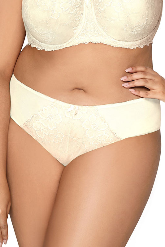 Carmela Big cream classic cut panties front view
