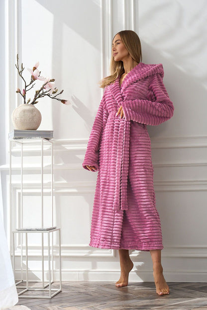 Women’s quilted bathrobe with hood, pockets, and waist tie