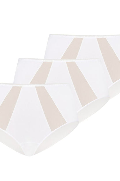 Chicnex soft breathable high-waist panties with elastic trims